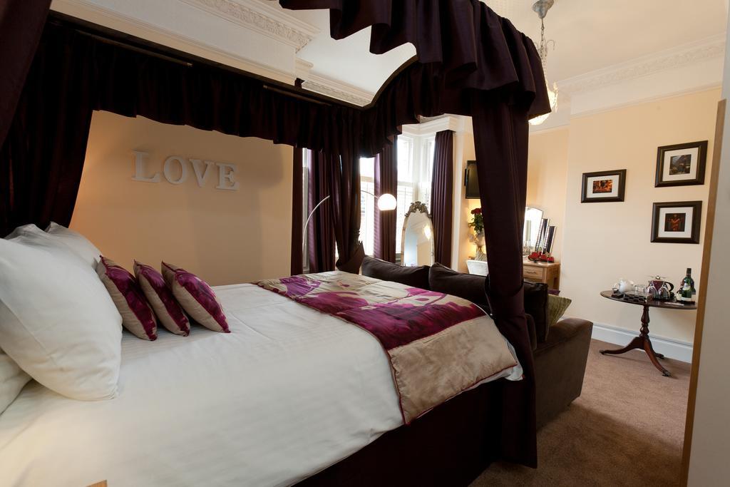 Acer Guest House York Bagian luar foto
